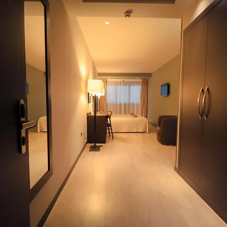 Hotell Torre De Nunez