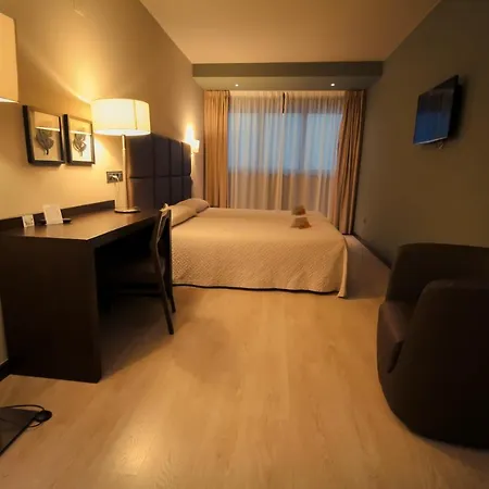 Torre De Nunez 4*
