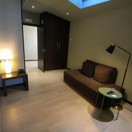 Hotel Torre De Nunez 4*