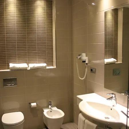Torre De Nunez Hotel 4*