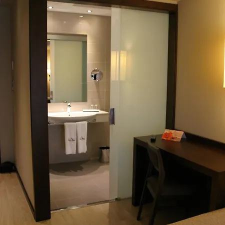 Torre De Nunez Hotel