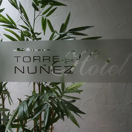 Hotel Torre De Nunez 4*