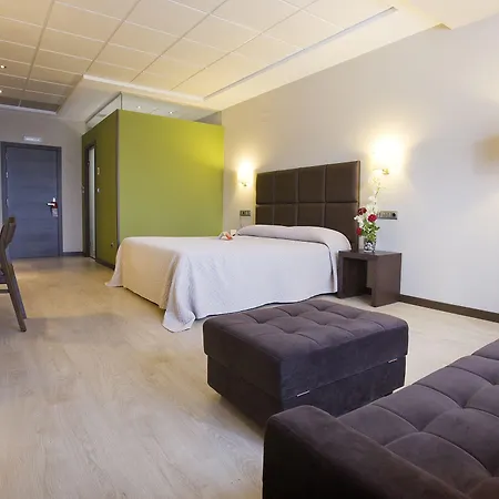 Torre De Nunez Hotell 4*