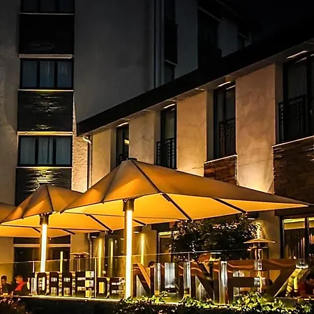 Hotel Torre De Nunez 4*