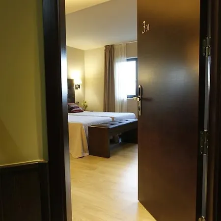 Torre De Nunez Hotell Lugo