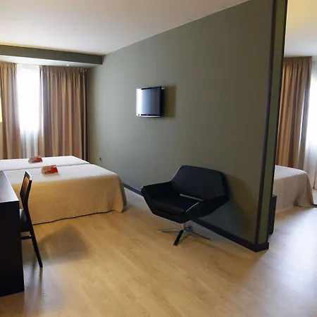 Torre De Nunez 4*