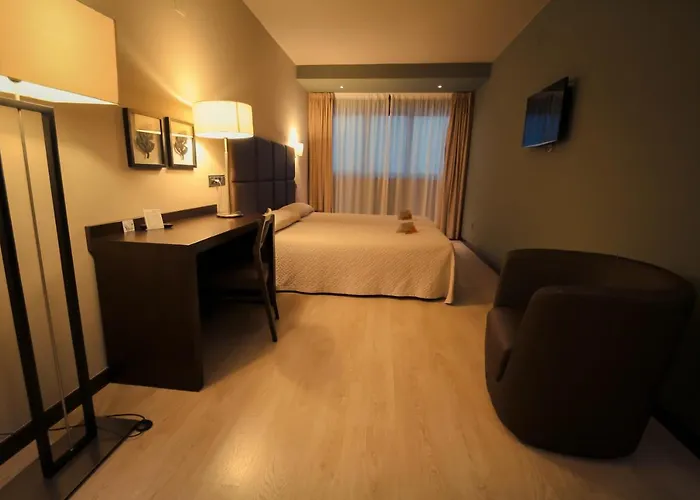 托雷努涅斯酒店 4*