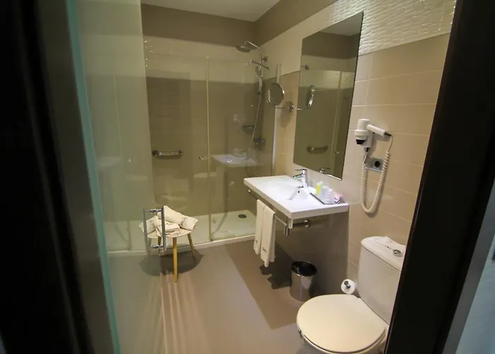 托雷努涅斯酒店 4*