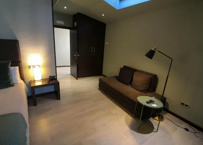 Hotel Torre De Núñez 4*