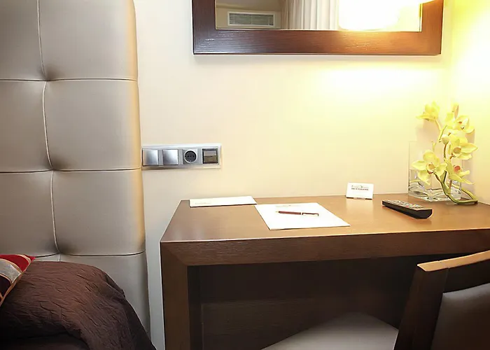 Hotel Torre De Núñez